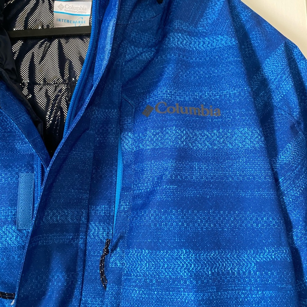 Men’s Jacket - Picture 3 of 3